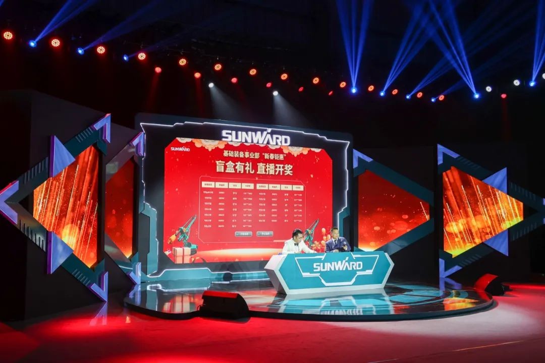 bti体育智能六“王炸”同台 “H”系列旋挖钻机沉磅出击