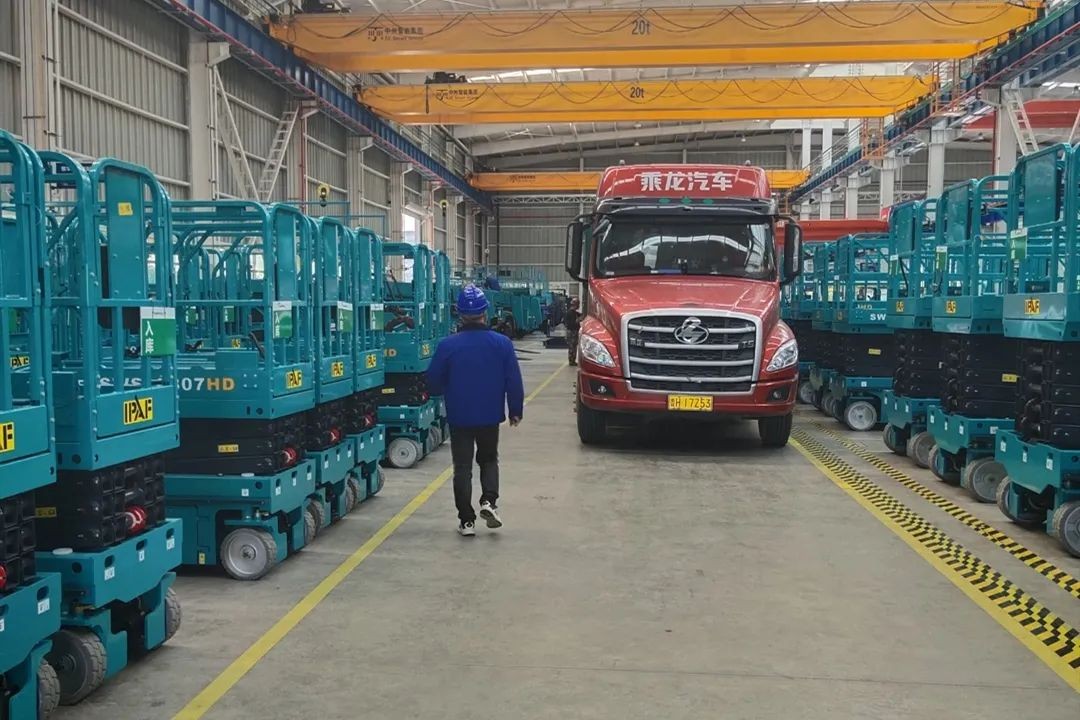 bti体育智能高空车进入