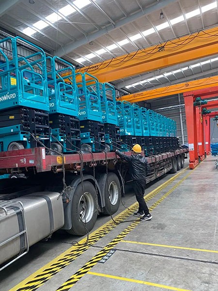 新年伊始，bti体育高机再次发货华南市场