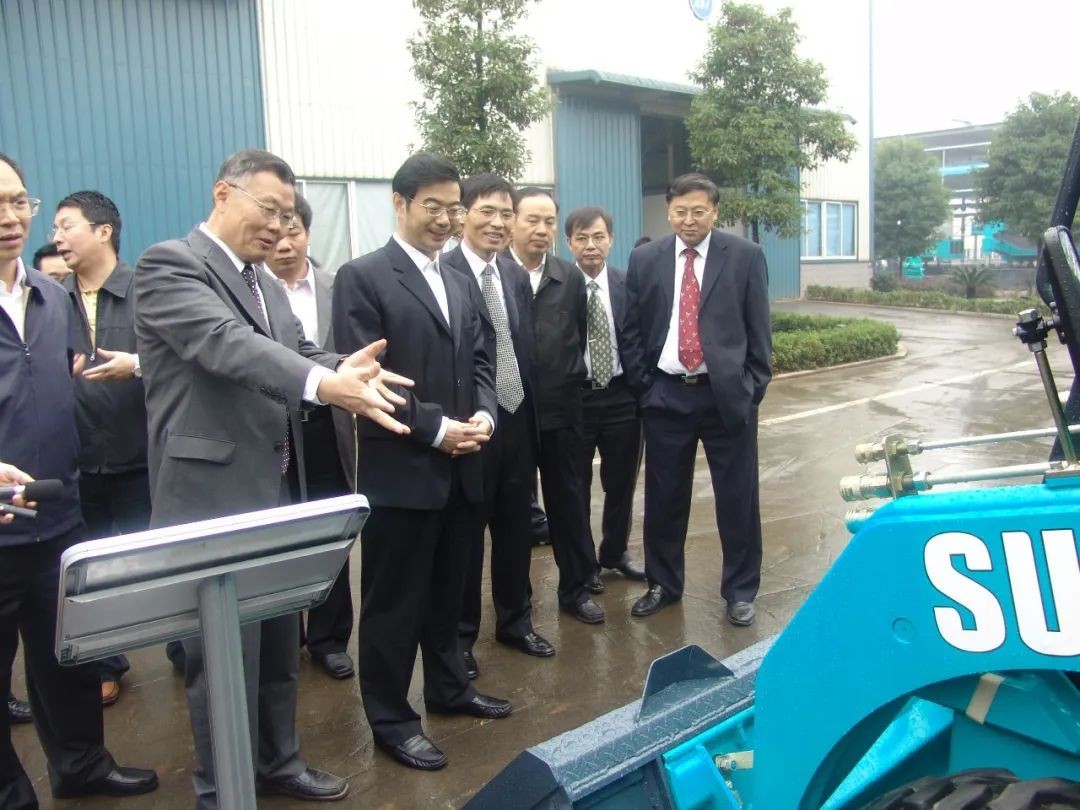 周强调研bti体育智能：加强知识产权； 服务创新驱动发展