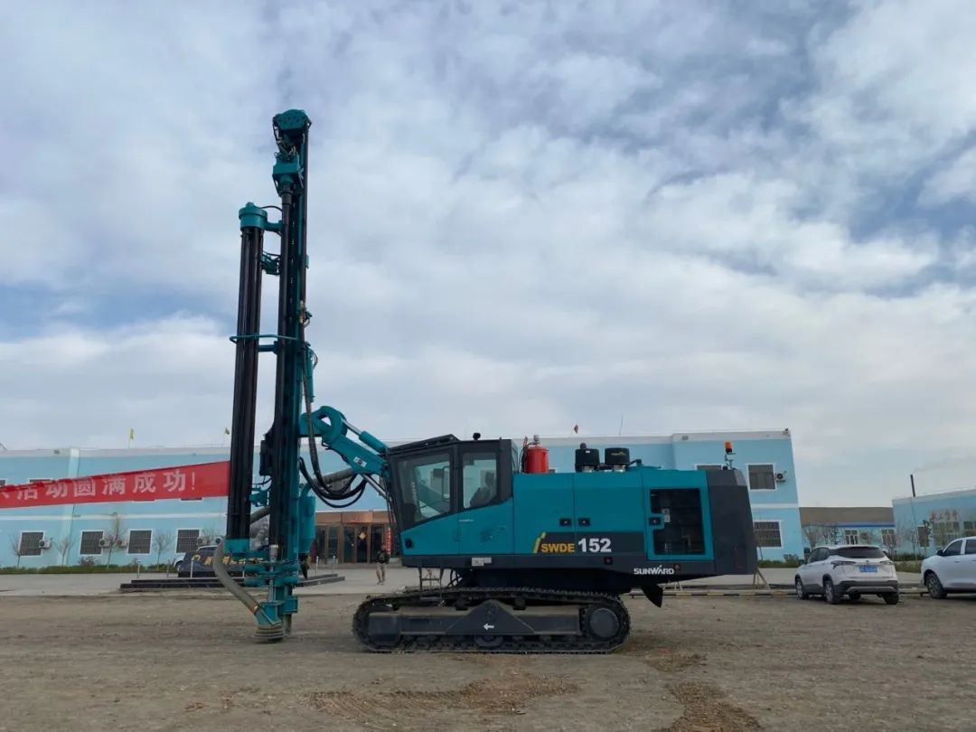 bti体育智能进行凿岩智能设备矿山利用成就展示会