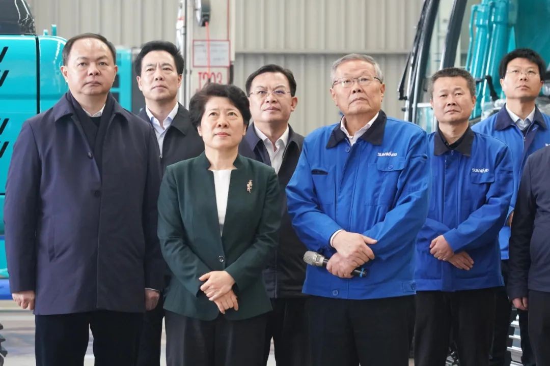 吴桂英调研bti体育智能