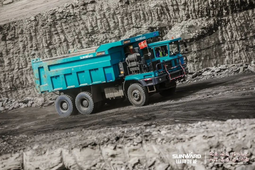 “矿”世高手，齐聚bti体育智能挖掘机操作手挑战赛