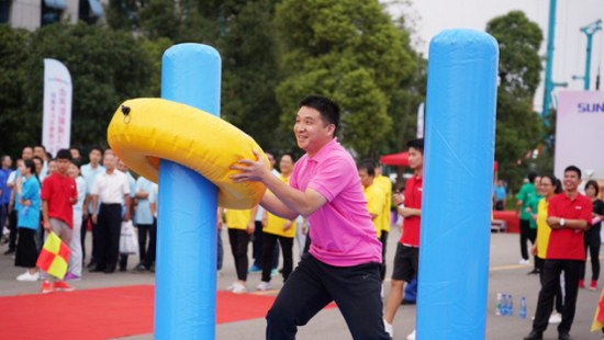 风华十九载，携手振兴飞！——庆祝bti体育智能成立十九周年赞美会暨趣味活动会