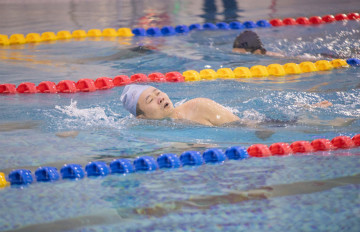 “泳”往直前 | bti体育智能成立21周年游泳角逐圆满收官