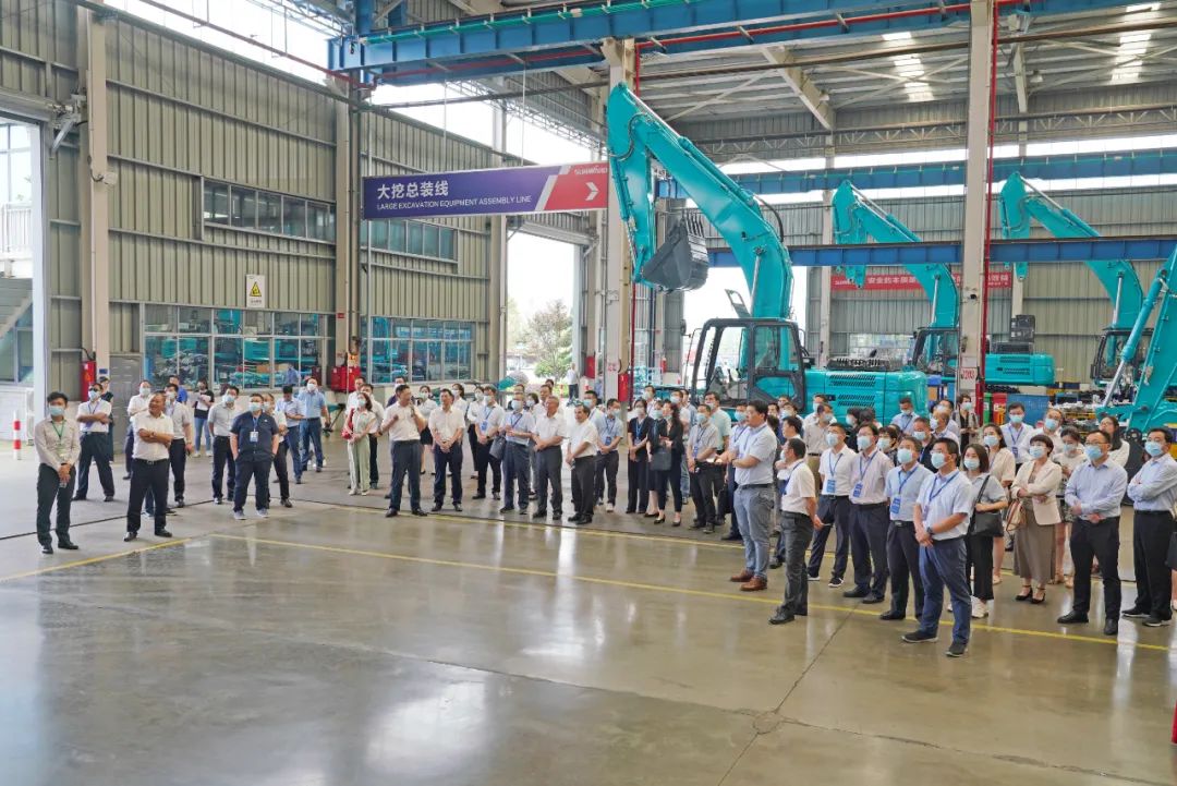 全国战术性新兴产业集群建设调查团调研bti体育智能