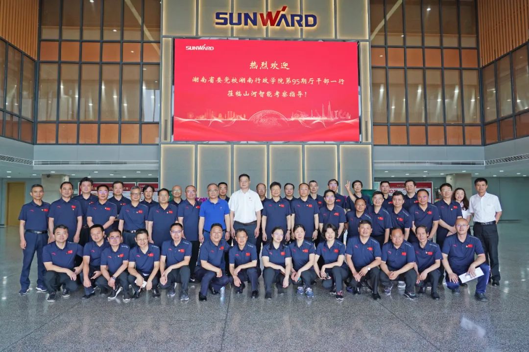 湖南省委党校厅干班赴bti体育智能发展示场讲授活动
