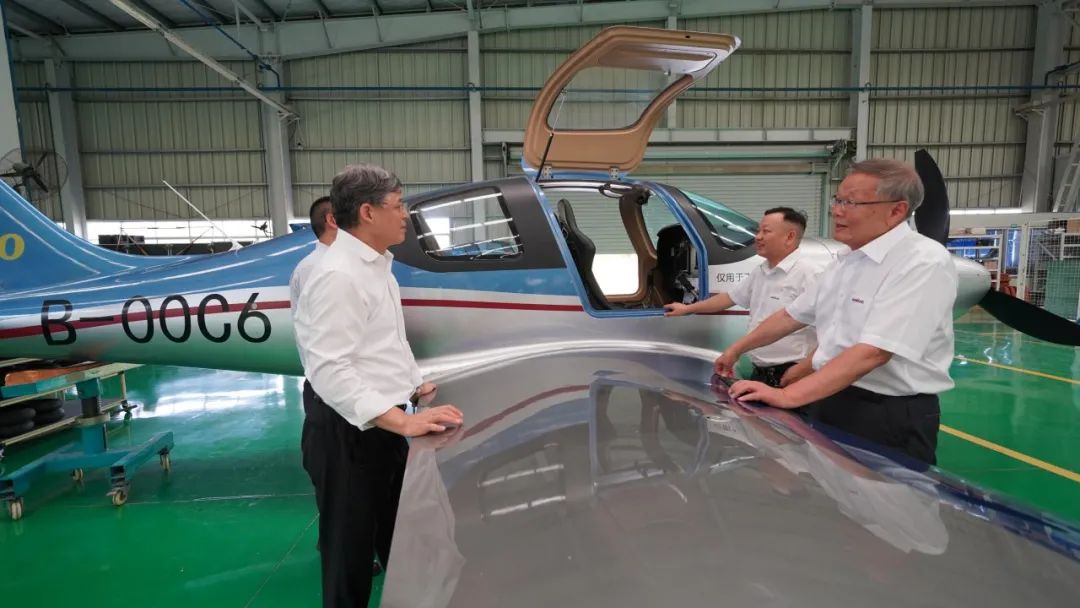 中国民用航空局总工程师殷时军率队调查调研bti体育科技