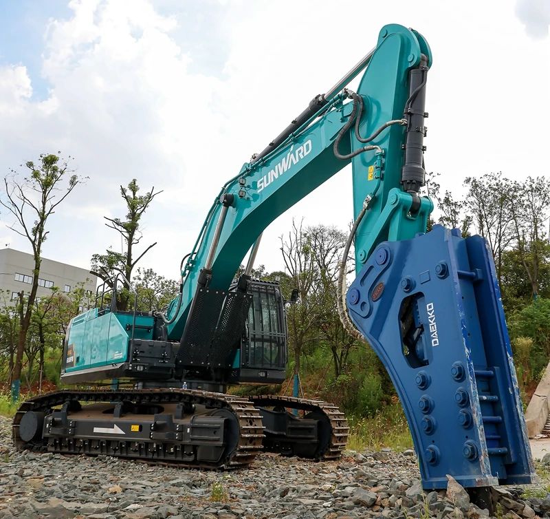 再升级！bti体育智能“矿山猛士”极限破碎现场直击