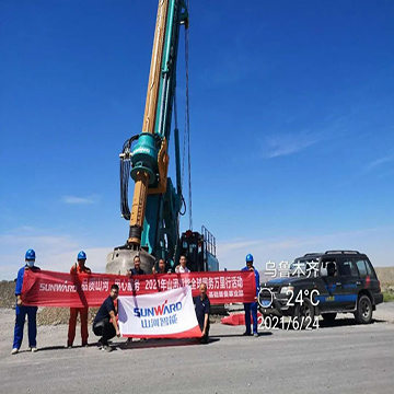 顶炎暑 走戈壁 2021年bti体育智能全球服务万里行走进新疆