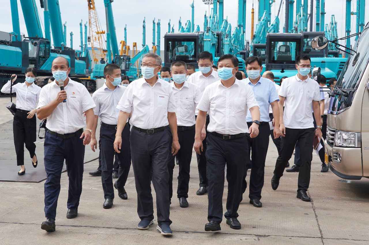 长沙县委书记付旭明调研bti体育智能