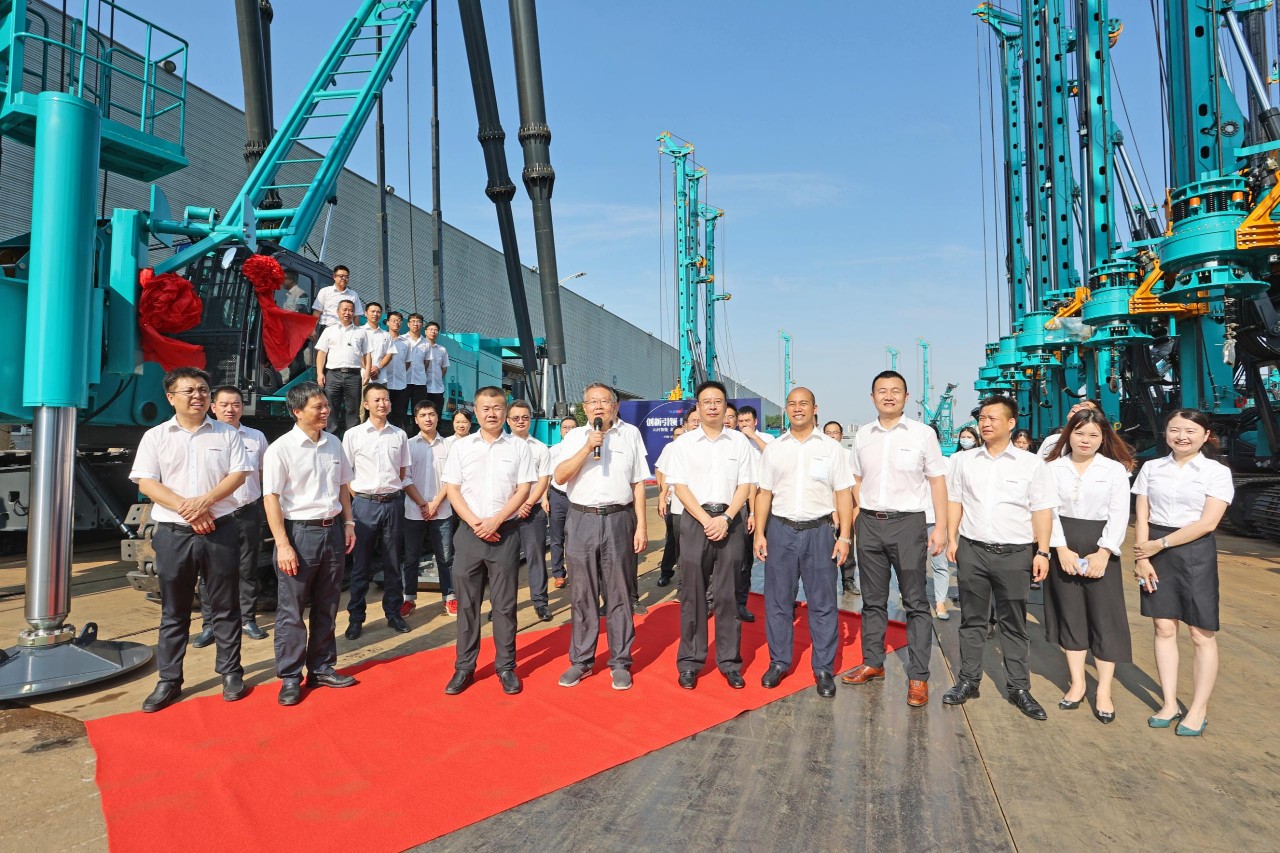 新品来了！看bti体育智能超等桩架若何“稳”操胜券