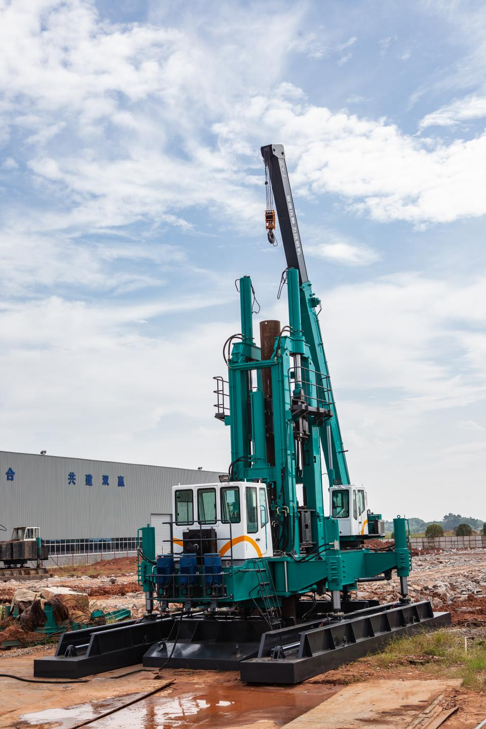 创新引领，bti体育智能行业初创双层快压装置| 百年风华筑锦绣bti体育（5）