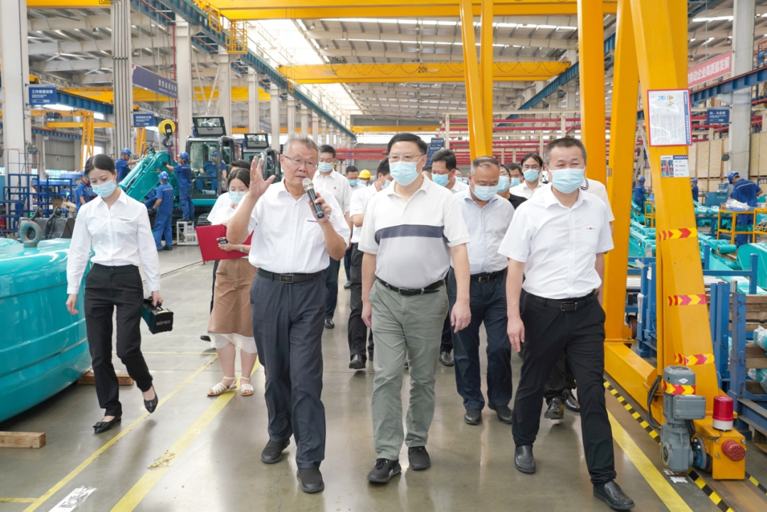 湖南省委常委、省委秘书长张剑飞一行调研bti体育智能