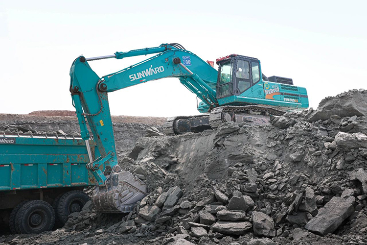 图集 | 征战矿山！bti体育智能绿色矿山成套设备“大将”云集