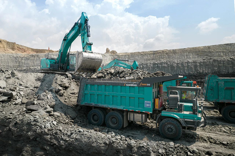 图集 | 征战矿山！bti体育智能绿色矿山成套设备“大将”云集