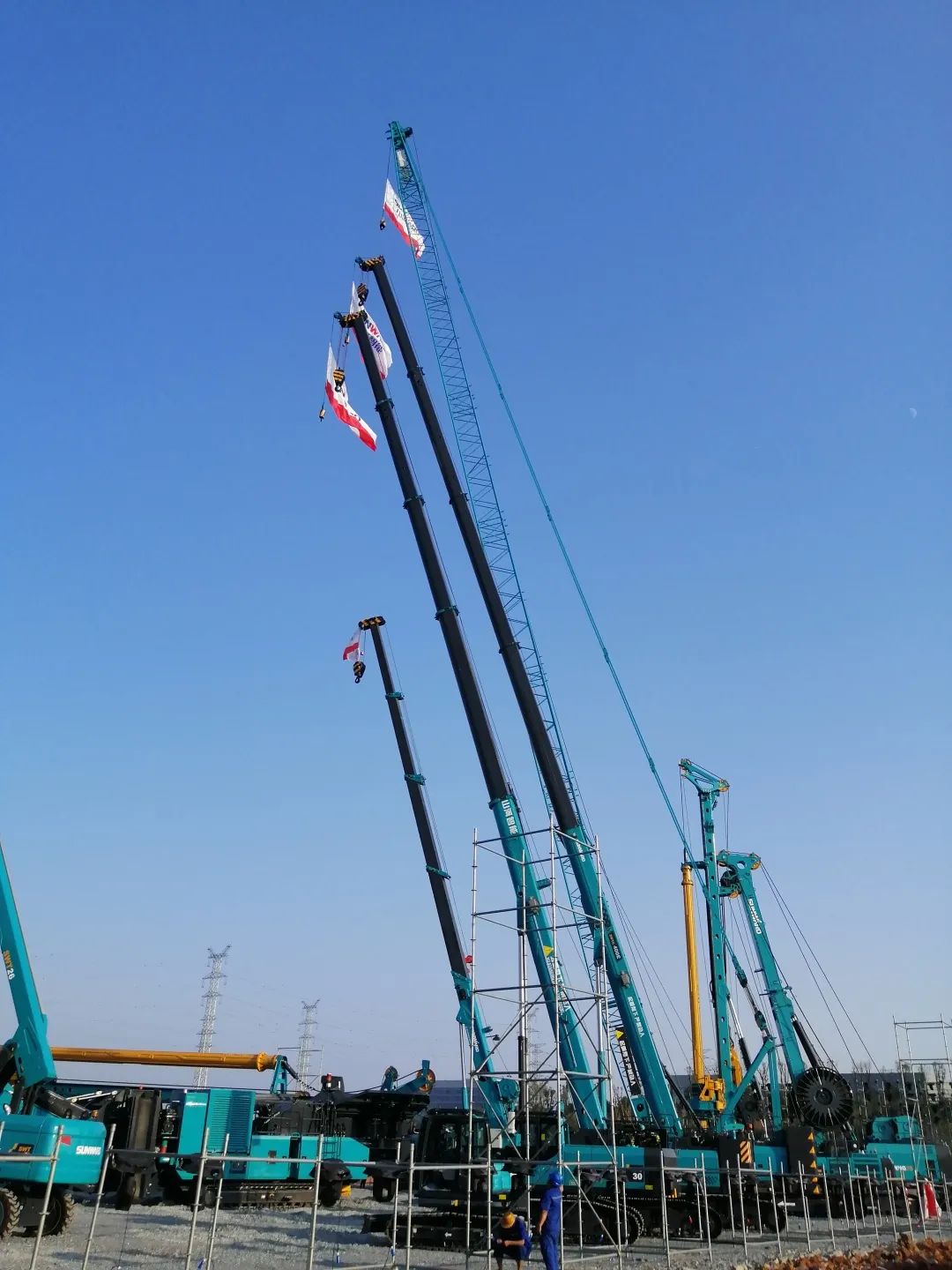 “沉”磅出击！bti体育智能起沉机械组团“登场”