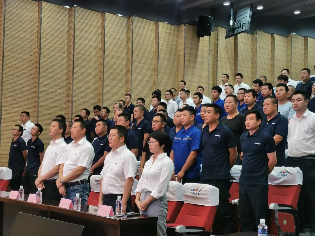 bti体育智能挖掘机事业部启动2021服务技术评定暨服务万里行总结大会