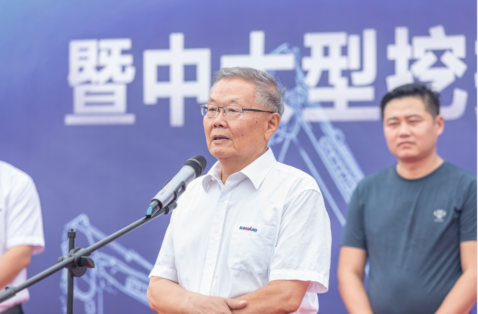 里程碑！bti体育智能出口欧洲第20000台暨大型挖掘机批量交付典礼成功进行