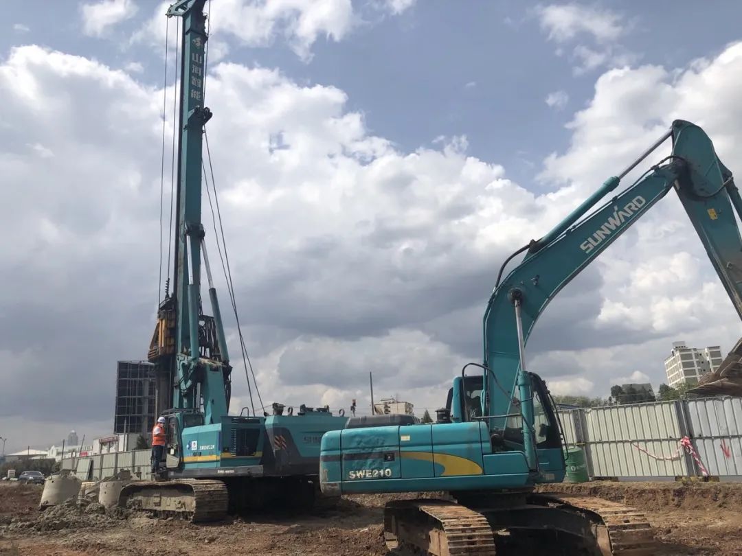 亮相中非经贸展览会！bti体育智能尽展工程机械国产品牌魅力