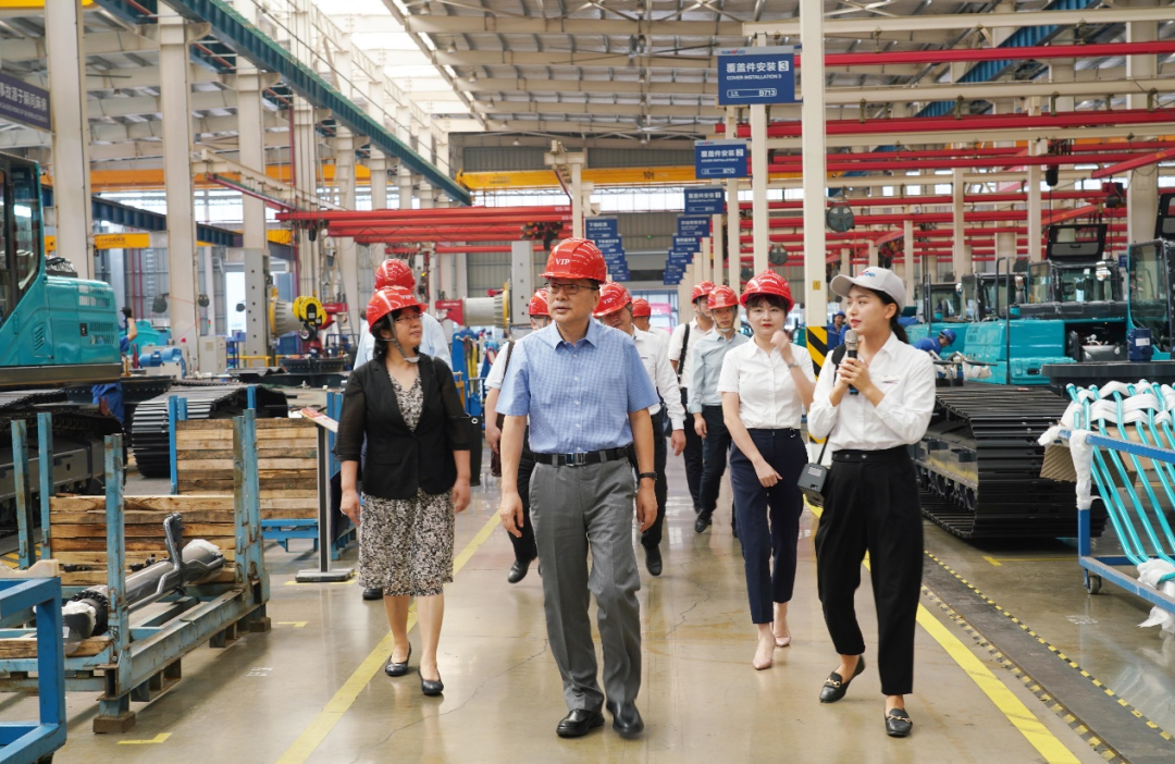 中国出口信誉保险公司辅导一行调研bti体育智能