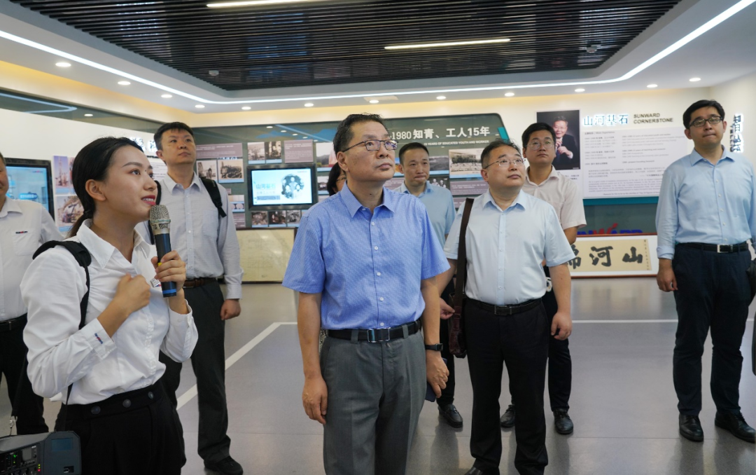 中国出口信誉保险公司辅导一行调研bti体育智能