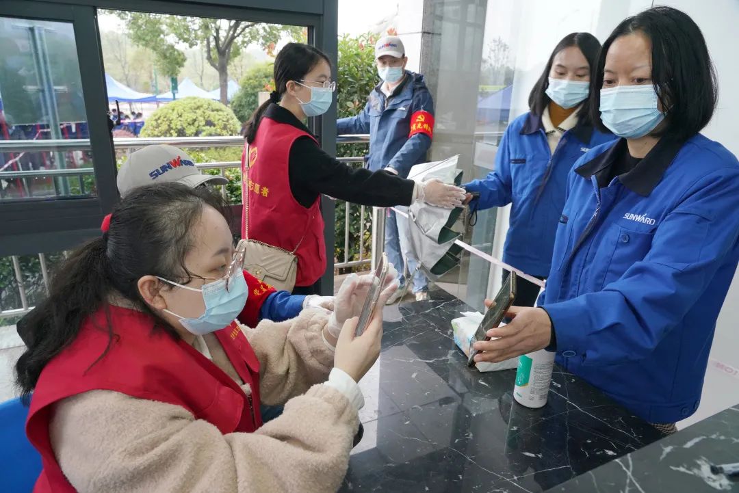 采样实现率近100%！bti体育智能第一功夫发展全员核酸检测，保险安全出产