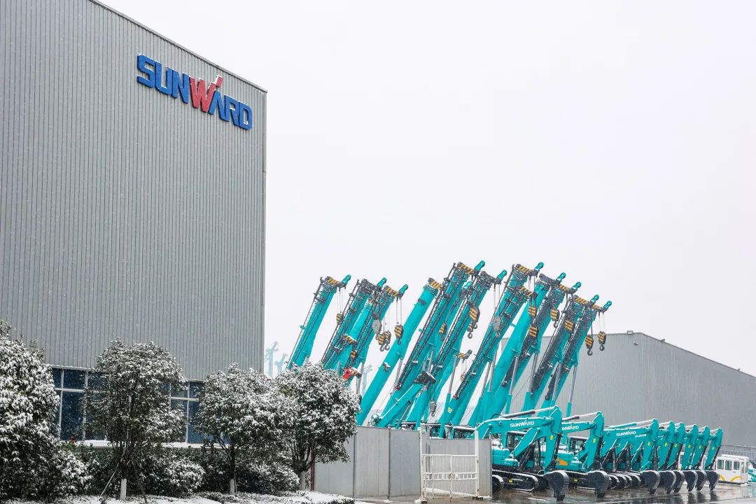 瑞雪兆丰年，邀您共赏雪中bti体育！