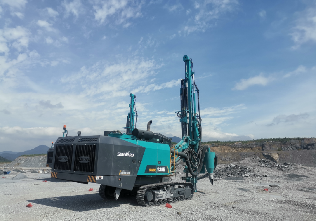 追加订单！bti体育智能一体化潜孔钻机助力海南华润水泥获好评