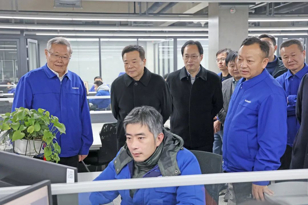 湖南省副省长陈飞调研bti体育智能