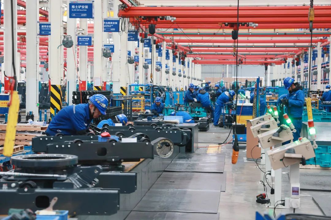 向着冲刺指标全力以赴！bti体育智能正式开工