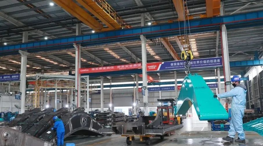 向着冲刺指标全力以赴！bti体育智能正式开工