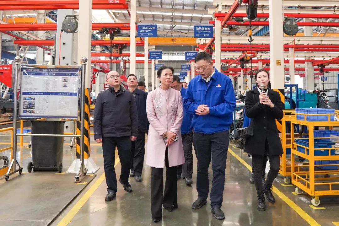 长沙市总工会、长沙经开区总工会一行调研bti体育智能