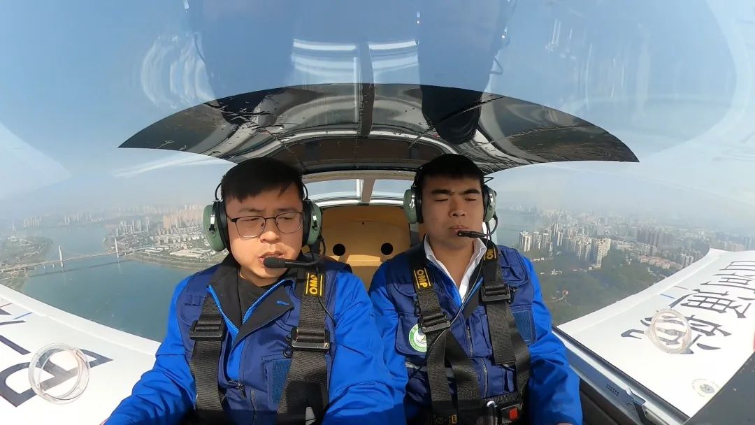 空位协同显技巧！湖南航空应急接济队bti体育机组发展特情措置应急演练