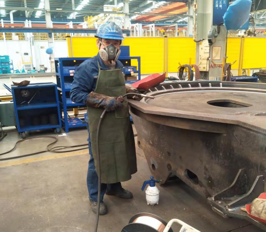 bti体育匠心 | 一把焊枪“点亮”灿烂人生