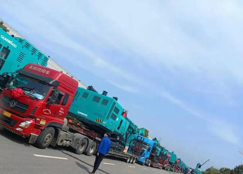 将奋斗进行到底！致敬bti体育劳动者