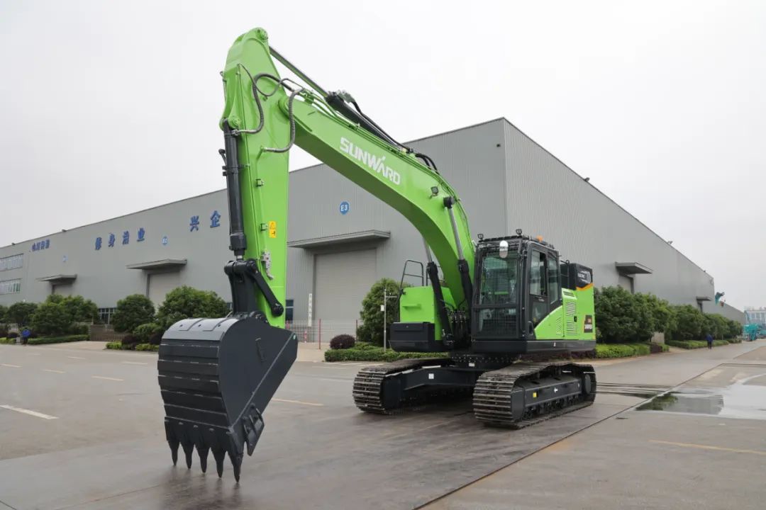 征战川藏铁路！bti体育智能新一代电动挖掘机成功交付