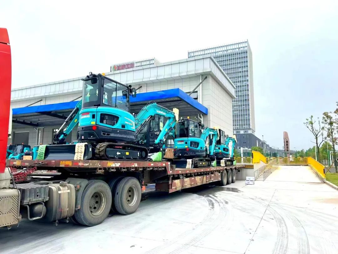 持续进军国际市。≈信钒嗔校ǔど常゜ti体育智能专列成功首发