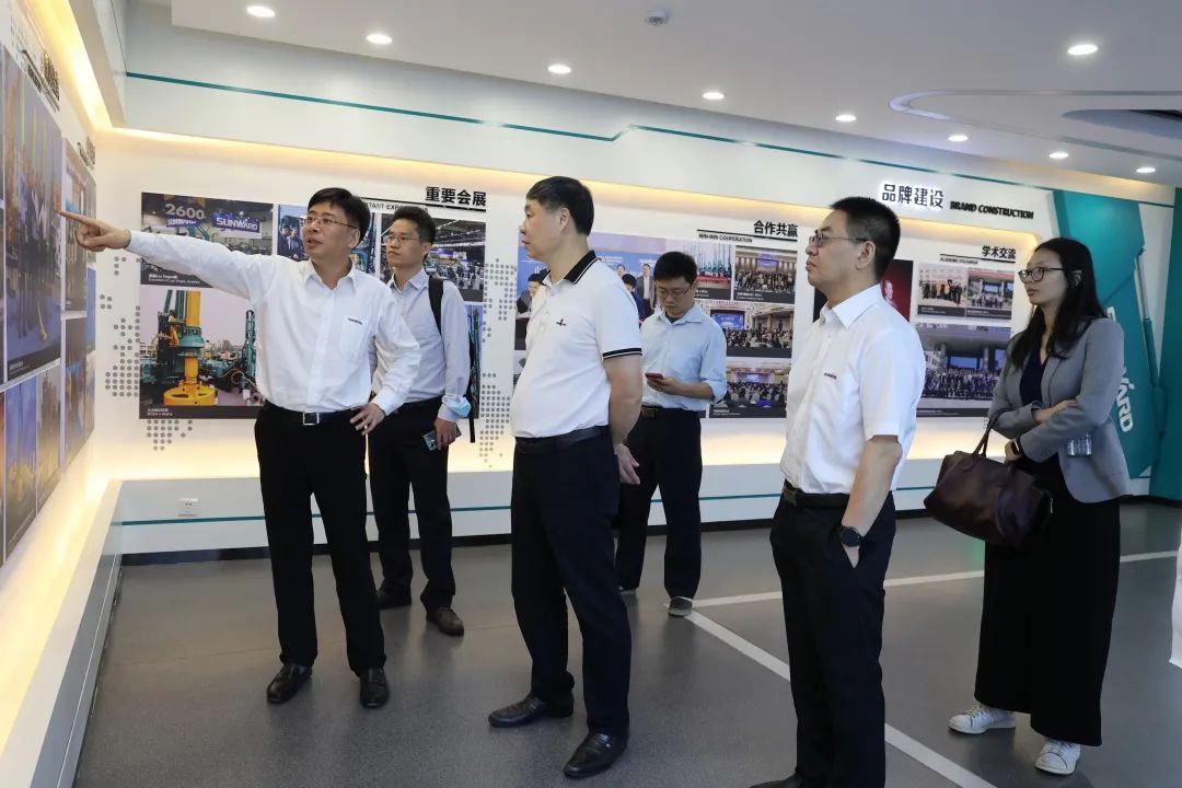 广州工控集团副总经理李绍康调研bti体育智能