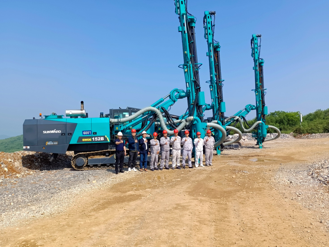 携手中建材！bti体育智能凿岩设备助建九江年产3000万吨砂石骨料开采项目