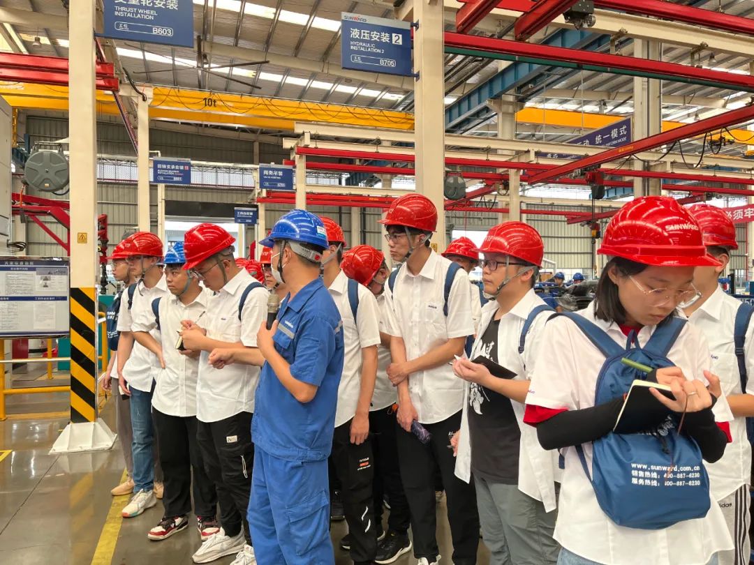 校招 | 盛夏七月，这群“向着太阳驰骋”的少年来bti体育智能啦！