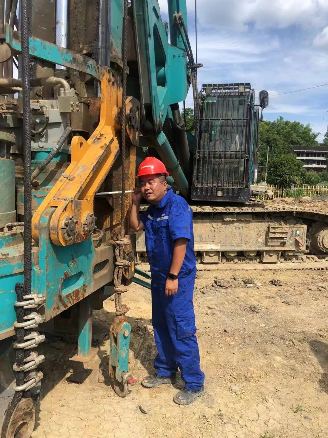 图集 | 战高温，迎“烤”验！bti体育人在行动