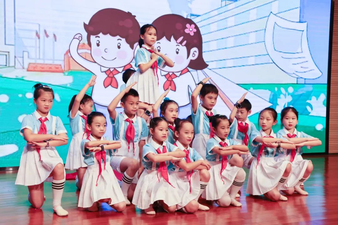 缤纷“暑”假，不负所“陀妆！bti体育智能职工子女暑期托管班结衣凡