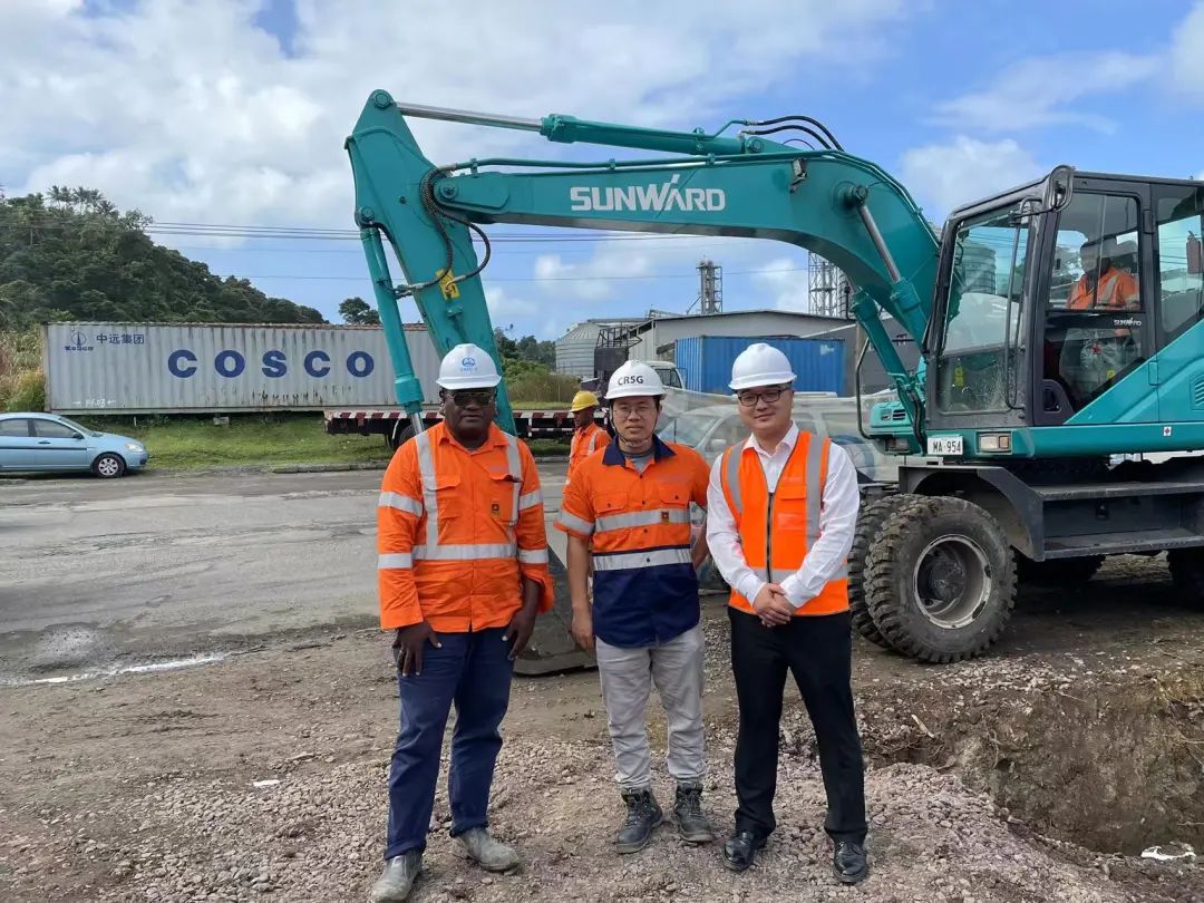 “bti体育绿”迈向南升平洋岛，bti体育智能轮挖助力斐济基础设施建设