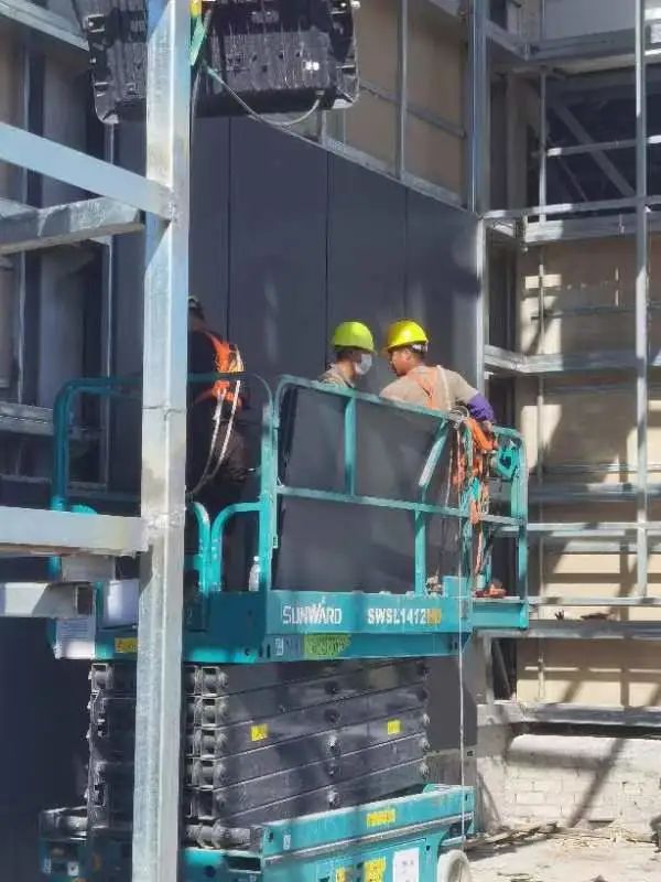 多志成城抗疫情！bti体育智能高空机械助力惠州方舱医院建设