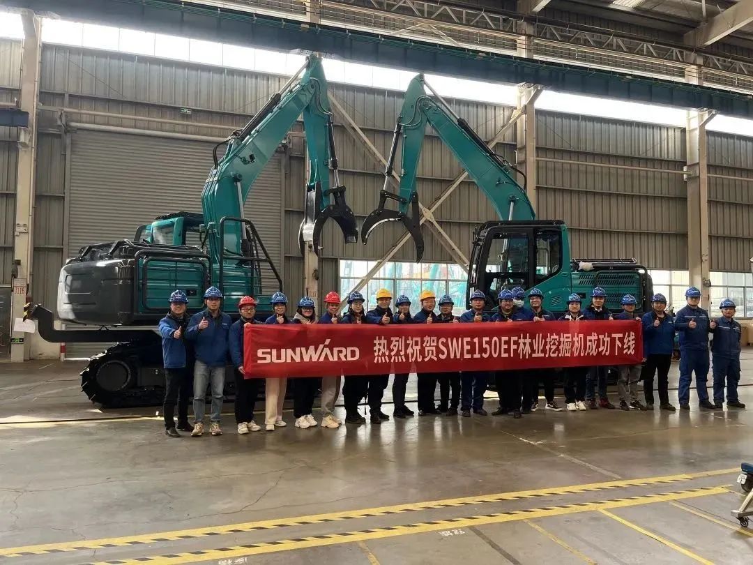 跋山涉水，称霸“武林”！bti体育智能首款中型林业挖掘机成功下线