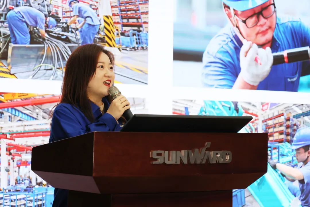 2023年“雷锋传人?长沙楷模”巡讲走进bti体育智能