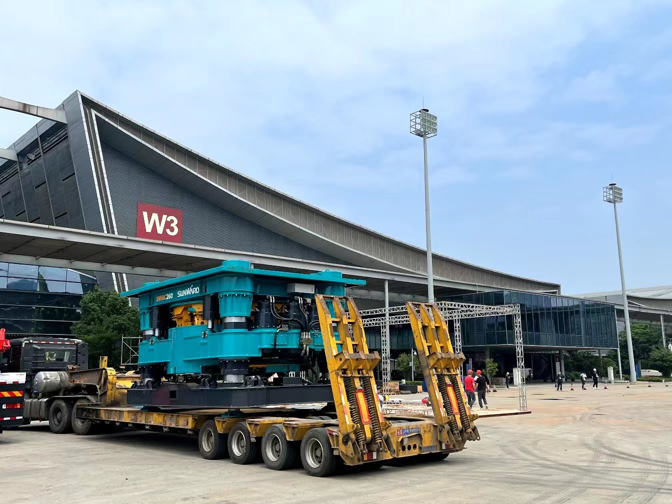 2023 CICEE | 进场布展！倒计时3天，bti体育智能亮点剧透来了