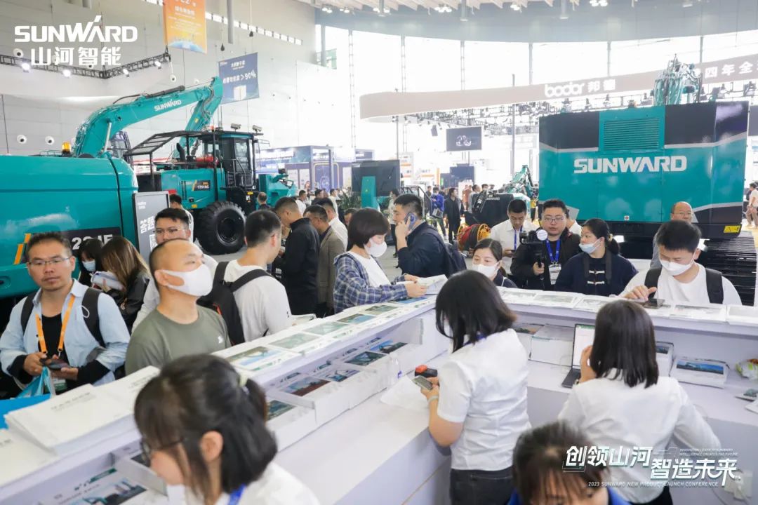 2023 CICEE | bti体育智能亮相2023长沙国际工程机械展！智能化、电动化产品站C位