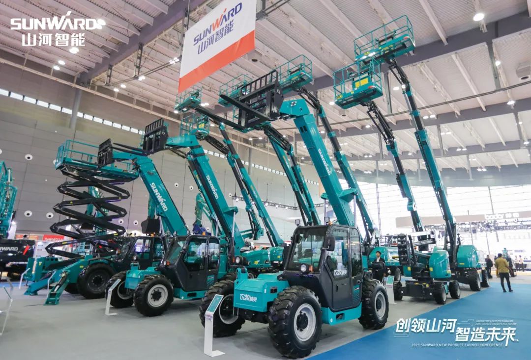 2023 CICEE | bti体育智能亮相2023长沙国际工程机械展！智能化、电动化产品站C位